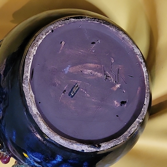 Handcrafted Colbat Blue w/ Cranberries Teapot - Picture 9 of 9